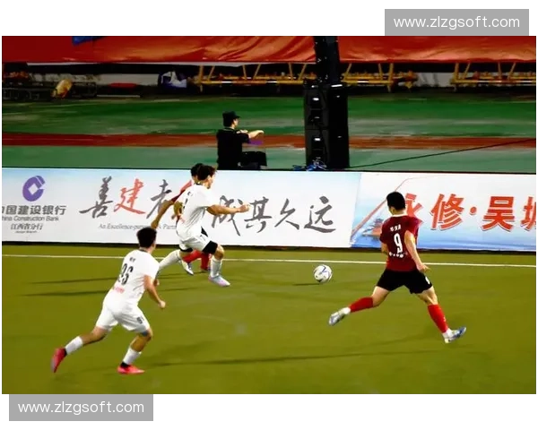 昨日足球激战回顾：精彩进球与战术较量点燃球迷热情